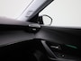 Peugeot e-2008 EV Allure Pack 50 kWh | Navigatie | Virtual Cockpit | LED Koplampen | 360 Camera | Half Lederen Bekleding | Privacy Glass | Lichtmetalen Velgen |