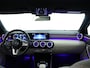 Mercedes-Benz A-klasse 200 Business Solution Luxury | Achteruitrijcamera | Leder | Sfeerverlichting | Apple Carplay | Inclusief 24 maanden MB Certified garantie voor Europa.