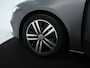 Mercedes-Benz A-klasse 200 Business Solution Luxury | Achteruitrijcamera | Leder | Sfeerverlichting | Apple Carplay | Inclusief 24 maanden MB Certified garantie voor Europa.