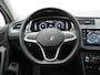 Volkswagen Tiguan TSI eHybrid Elegance Plug In Hybrid 266pk PHEV | Panodak | Head Up | Adaptive Cruise | Alcantara Sportstoelen Massage & Verwarmd | Pilot Assist | Apple Carplay | Blis | Navigatie | Virtual | DAB |