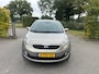 Kia Venga 1.6 CVVT ExecutiveLine | Camera| PDC| Trekhaak| Cruise