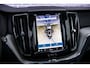 Volvo XC60 2.0 T6 Plug-in hybrid AWD Plus Dark | Trekhaak | Schuif/kanteldak | Rondomzicht camera | Dodehoek assistent | Stoel/Stuur verwarming |