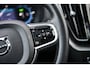 Volvo XC60 2.0 T6 Plug-in hybrid AWD Plus Dark | Trekhaak | Schuif/kanteldak | Rondomzicht camera | Dodehoek assistent | Stoel/Stuur verwarming |