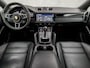 Porsche Cayenne Coupé 3.0 E-Hybrid SportDesign 463Pk Automaat (SPORTCHRONO PAKKET, PANORAMADAK, ALCANTARA STUUR EN HEMEL, APPLE CARPLAY, LUCHTVERING, KUIPSTOELEN, SFEERVERLICHTING, 360 CAMERA, HEAD-UP DISPLAY, NIEUWSTAAT)