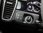 Porsche Cayenne Coupé 3.0 E-Hybrid SportDesign 463Pk Automaat (SPORTCHRONO PAKKET, PANORAMADAK, ALCANTARA STUUR EN HEMEL, APPLE CARPLAY, LUCHTVERING, KUIPSTOELEN, SFEERVERLICHTING, 360 CAMERA, HEAD-UP DISPLAY, NIEUWSTAAT)