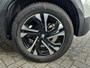 Peugeot 2008 1.2 PureTech 130 Allure Parkeersensoren | LED | Carplay/android auto | Climate control |