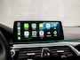 BMW 5-Serie Touring 530i xDrive M Sport 245Pk Automaat (PANORAMADAK, APPLE CARPLAY, LUCHTVERING, GROOT NAVI, 360 CAMERA, MEMORY SEATS, LEDER, SFEERVERLICHTING, ADAPTIVE CRUISE, HEAD-UP DISPLAY, TREKHAAK, NIEUWSTAAT)