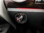 Volkswagen Up! 1.0 TSI GTI (STOELVERWARMING, BLUETOOTH, SFEERVERLICHTING, GETINT GLAS, SPORTSTOELEN, LM VELGEN, STUURWIEL MULTIFUNCTIONEEL, NIEUWE APK, NIEUWSTAAT)