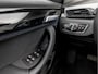 BMW X1 xDrive25e Sportline 221Pk Automaat (GROOT NAVI, CLIMATE, ALCANTARA, GETINT GLAS, ELEK ACHTERKLEP, SPORTSTOELEN, PARKEERSENSOREN, LED KOPLAMPEN, DAB+, NIEUWSTAAT)