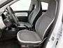 Renault Twingo 1.0 Limited 65pk | Navigatie | Climate Control | Cruise Control | Achteruitrijcamera | Parkeersensoren Achter | Apple Carplay/Android Auto | Lederen Stuurwiel |
