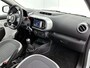 Renault Twingo 1.0 Limited 65pk | Navigatie | Climate Control | Cruise Control | Achteruitrijcamera | Parkeersensoren Achter | Apple Carplay/Android Auto | Lederen Stuurwiel |