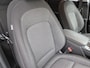 Hyundai Kona Electric EV Business 64 kWh Automaat / Apple Carplay Android Auto / Allseason banden / Stuur-, en Stoelverwarming / WLTP bereik 484 km stad bereik 660 km / Achteruitrijcamera / Keyless Entry/Start /