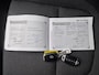 Hyundai Kona Electric EV Business 64 kWh Automaat / Apple Carplay Android Auto / Allseason banden / Stuur-, en Stoelverwarming / WLTP bereik 484 km stad bereik 660 km / Achteruitrijcamera / Keyless Entry/Start /
