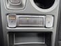 Hyundai Kona Electric EV Business 64 kWh Automaat / Apple Carplay Android Auto / Allseason banden / Stuur-, en Stoelverwarming / WLTP bereik 484 km stad bereik 660 km / Achteruitrijcamera / Keyless Entry/Start /