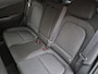 Hyundai Kona Electric EV Business 64 kWh Automaat / Apple Carplay Android Auto / Allseason banden / Stuur-, en Stoelverwarming / WLTP bereik 484 km stad bereik 660 km / Achteruitrijcamera / Keyless Entry/Start /