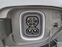 Hyundai Kona Electric EV Business 64 kWh Automaat / Apple Carplay Android Auto / Allseason banden / Stuur-, en Stoelverwarming / WLTP bereik 484 km stad bereik 660 km / Achteruitrijcamera / Keyless Entry/Start /