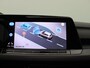 Volkswagen Golf 1.5 eTSI R-Line Business 130PK DSG Matrix-LED Verlichting, Pano-Schuifdak, Black Style, 3-zone Clima, Stoel-Stuurverwarming, Navi, 18" LM Velgen, Adaptieve Cruise Control, Achteruitrijcamera,