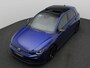 Volkswagen Golf 1.5 eTSI R-Line Business 130PK DSG Matrix-LED Verlichting, Pano-Schuifdak, Black Style, 3-zone Clima, Stoel-Stuurverwarming, Navi, 18" LM Velgen, Adaptieve Cruise Control, Achteruitrijcamera,