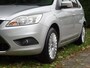 Ford Focus 1.6 Ghia met Navi en Aicro
