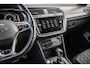 Volkswagen Tiguan Allspace 1.5 TSI 150pk DSG R-Line Business+ 7p. | Panoramadak | Trekhaak | Harman/Kardon | Achteruitrijcamera | 19'' LMV
