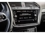 Volkswagen Tiguan Allspace 1.5 TSI 150pk DSG R-Line Business+ 7p. | Panoramadak | Trekhaak | Harman/Kardon | Achteruitrijcamera | 19'' LMV