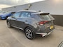 Kia Sportage 1.6 T-GDi MHEV DynamicLine Nieuw geleverd en onderhouden incl: Afn Trekhaak, AppleCarPlay/Android Auto, LM velgen, Cruise control, Climate control, Parkeerhulpcamera en v+a sensoren