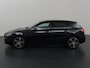Mercedes-Benz A-klasse 180 Luxury Line | Night Pakket | Multiebeam | Distronic | 18 inch | Apple Carplay |