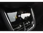 Volvo EX90 Twin Motor Performance AWD Ultra 7p. 111 kWh Full Option | Actieve Luchtvering met FOUR-C | Massagefunctie | Bowers & Wilkins Audiosysteem | (Park) Pilot assist | Soft Close Portieren | 22 inch lichtmetalen velgen | Stoelverwarming Voor en Achter | HD Pixel-Led koplampen | Gelamineerd Glas | Stoelventilatie Voor | Extra getint glas | Soft-Close Portieren