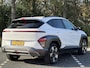 Hyundai Kona 1.6 GDI HEV Comfort Smart | Nieuw model | Navigatie & Apple Carplay & Android Auto | Camera | Stoel/-Stuurverwarming | Elektrische achterklep |