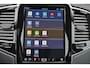 Volvo XC90 T8 Recharge AWD Ultra Dark - Luchtvering - Panorama/schuifdak - IntelliSafe Assist & Surround - 360º Camera - Adaptieve LED koplampen - Verwarmde voorstoelen, stuur & achterbank - Parkeersensoren voor & achter - Elektr. bedienb. voorstoelen met geheugen - Head up display - Draadloze tel. lader - Extra getint glas - Elektr. inklapbare trekhaak - 20' LMV