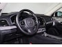 Volvo XC90 T8 Recharge AWD Ultra Dark - Luchtvering - Panorama/schuifdak - IntelliSafe Assist & Surround - 360º Camera - Adaptieve LED koplampen - Verwarmde voorstoelen, stuur & achterbank - Parkeersensoren voor & achter - Elektr. bedienb. voorstoelen met geheugen - Head up display - Draadloze tel. lader - Extra getint glas - Elektr. inklapbare trekhaak - 20' LMV