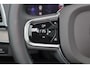 Volvo XC90 T8 Recharge AWD Ultra Dark - Luchtvering - Panorama/schuifdak - IntelliSafe Assist & Surround - 360º Camera - Adaptieve LED koplampen - Verwarmde voorstoelen, stuur & achterbank - Parkeersensoren voor & achter - Elektr. bedienb. voorstoelen met geheugen - Head up display - Draadloze tel. lader - Extra getint glas - Elektr. inklapbare trekhaak - 20' LMV