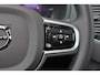 Volvo XC90 T8 Recharge AWD Ultra Dark - Luchtvering - Panorama/schuifdak - IntelliSafe Assist & Surround - 360º Camera - Adaptieve LED koplampen - Verwarmde voorstoelen, stuur & achterbank - Parkeersensoren voor & achter - Elektr. bedienb. voorstoelen met geheugen - Head up display - Draadloze tel. lader - Extra getint glas - Elektr. inklapbare trekhaak - 20' LMV