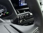 Lexus UX 300h Luxury Line | Head-Up Display | Carplay | Stoel & Stuurverwarming |