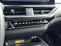 Lexus UX 300h Luxury Line | Head-Up Display | Carplay | Stoel & Stuurverwarming |