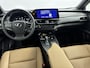 Lexus UX 300h Luxury Line | Head-Up Display | Carplay | Stoel & Stuurverwarming |