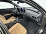 Lexus UX 300h Luxury Line | Head-Up Display | Carplay | Stoel & Stuurverwarming |