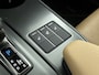 Lexus UX 300h Luxury Line | Head-Up Display | Carplay | Stoel & Stuurverwarming |