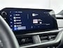 Lexus UX 300h Luxury Line | Head-Up Display | Carplay | Stoel & Stuurverwarming |