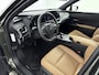 Lexus UX 300h Luxury Line | Head-Up Display | Carplay | Stoel & Stuurverwarming |