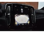 Volvo XC40 Extended Range 252PK Plus 82 kWh | Trekhaak | Stoelverwarming | Keyless |