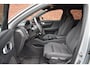 Volvo XC40 Extended Range 252PK Plus 82 kWh | Trekhaak | Stoelverwarming | Keyless |