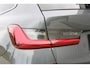 BMW 3-Serie Touring 330i xDrive M-sport Business Edition Plus | Incl. 12 maanden garantie | Cruise control | Climate control | Apple carplay/Android auto | Schuif/kantel dak | Uitklapbare trekhaak | Stoel/stuurverwarming |
