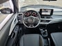 Suzuki Swift 1.2 SELECT SMART HYBRID Dodehoeksensoren | Stoelverwarming | Keyless