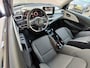Suzuki Swift 1.2 SELECT SMART HYBRID Dodehoeksensoren | Stoelverwarming | Keyless