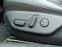 Kia EV6 58kWh Plus (SOH 97,7%) - Lederen bekleding - Navigatie - Elektr. stoelen - Stoel- en stuurverwarming - Afneembare trekhaak - Fabrieksgarantie tot 04-2030