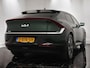 Kia EV6 58kWh Plus (SOH 97,7%) - Lederen bekleding - Navigatie - Elektr. stoelen - Stoel- en stuurverwarming - Afneembare trekhaak - Fabrieksgarantie tot 04-2030