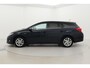 Toyota Auris Touring Sports 1.8 Hybrid Lease+ | Panoramadak | Navigatie | Keyless | Stoelverwarming | Cruise Control | Clima | Parkeersensoren voor/achter | Camera | 16 inch | Bi-xenon | Bluetooth