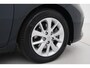 Toyota Auris Touring Sports 1.8 Hybrid Lease+ | Panoramadak | Navigatie | Keyless | Stoelverwarming | Cruise Control | Clima | Parkeersensoren voor/achter | Camera | 16 inch | Bi-xenon | Bluetooth