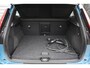 Volvo XC40 1.5 T4 Plug-in hybrid Plus Dark | Electrisch bedienbare voorstoelen | Stoel en stuurverwarming | Adaptieve Cruise Control |
